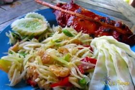 Som-tum-papaya-salat-phangan