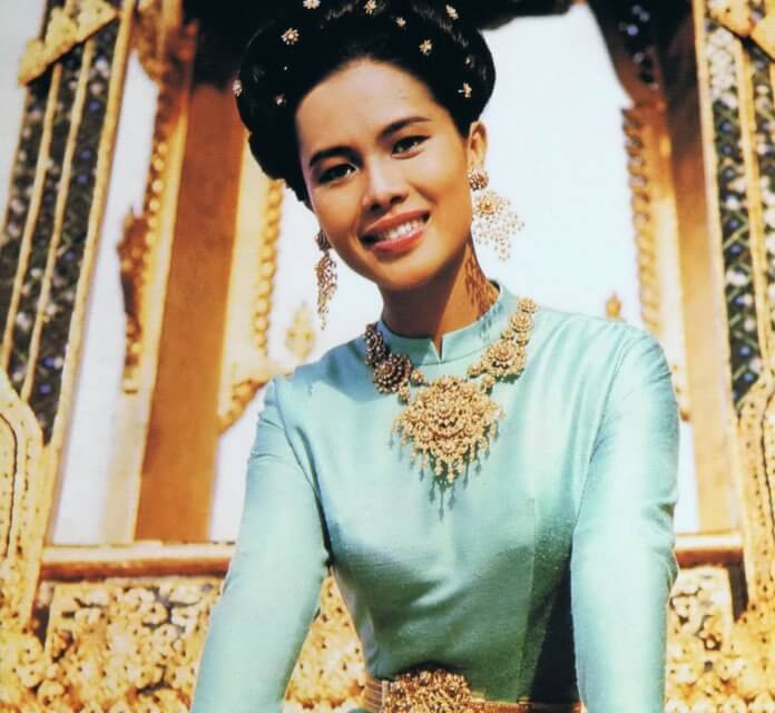 Muttertag in Thailand: Geburtstag von K&ouml;nigin Sirikit