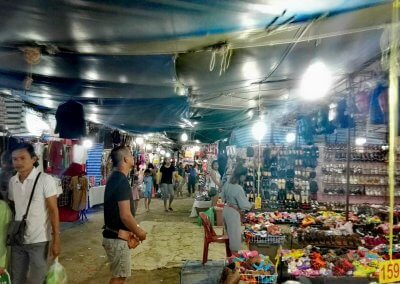 Red-cross-koh-phangan-2018-markt-1