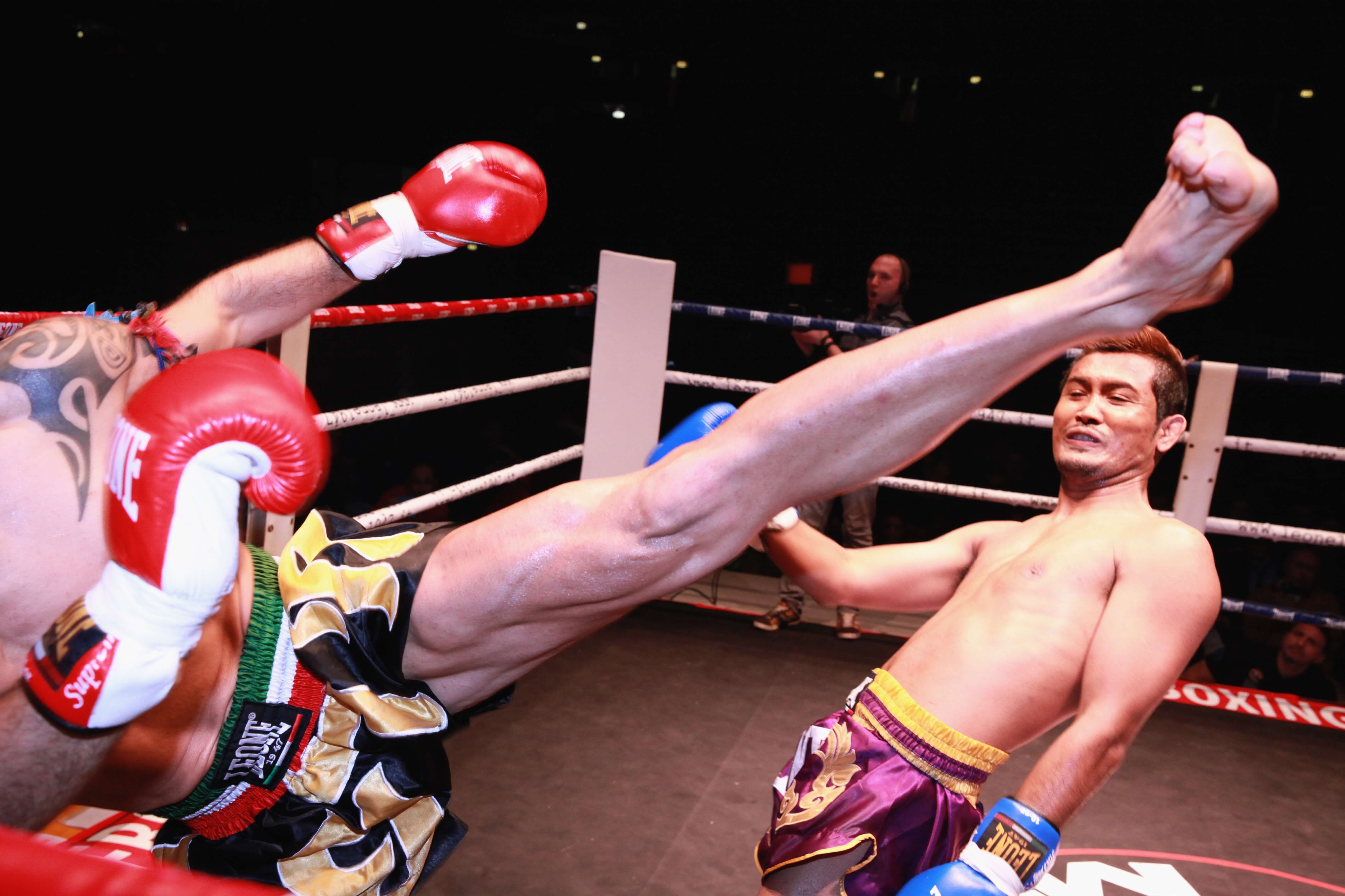 Muay-thai-kick