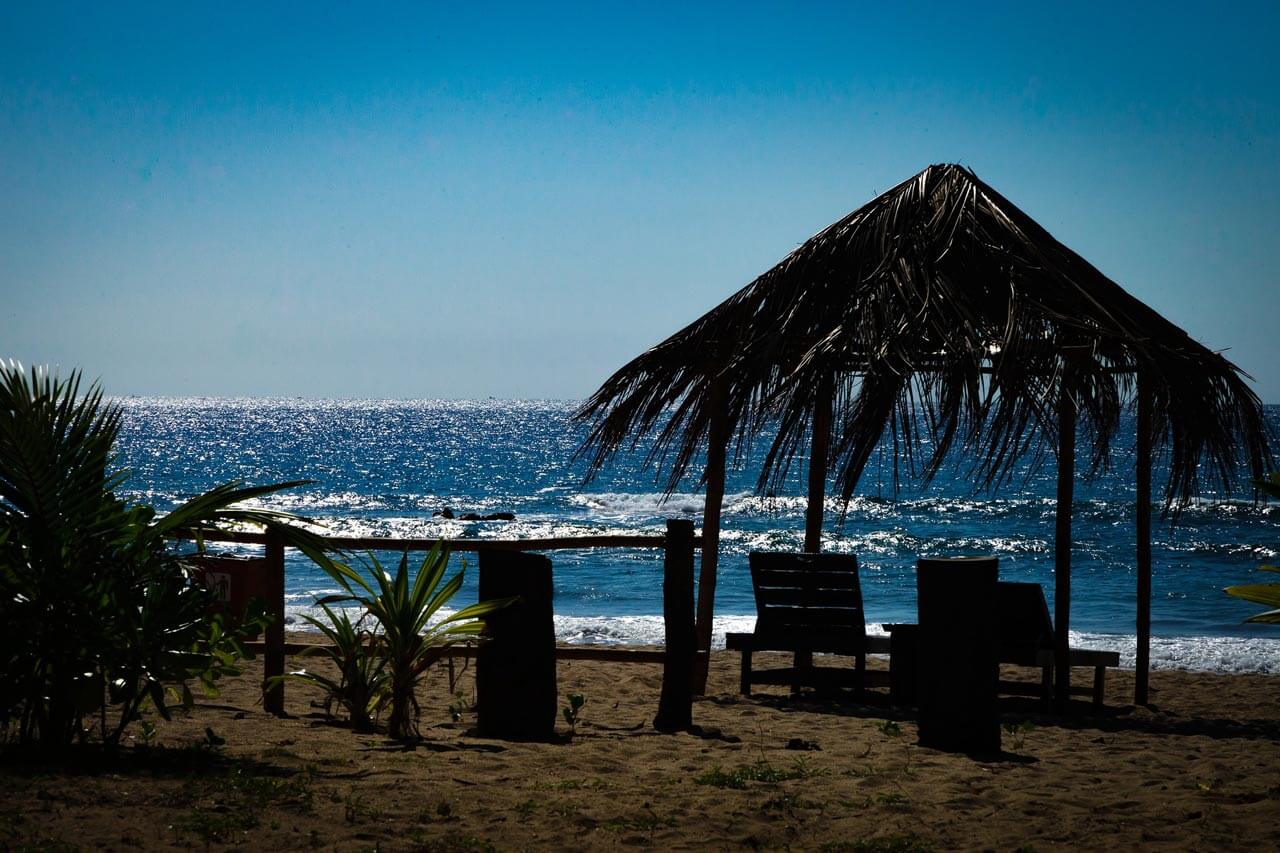Myanmar-strand-1