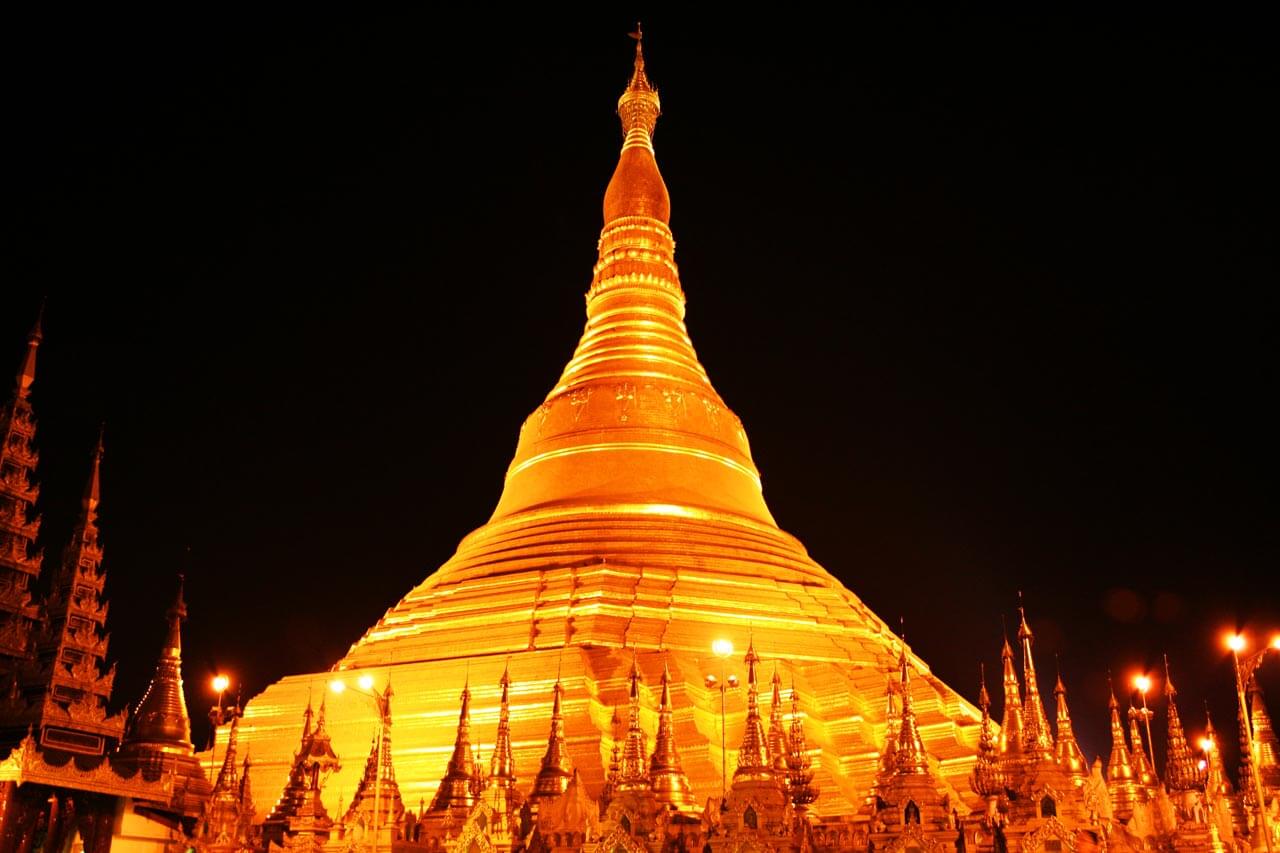 Shwedagon-pagoda-1