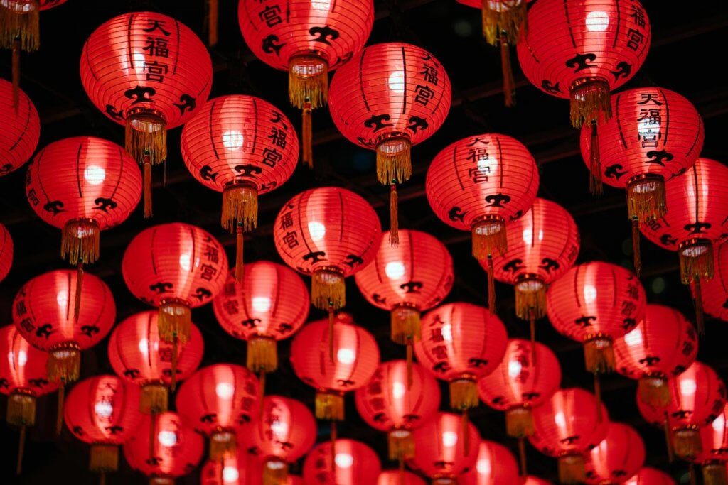 Chinese-new-year-red-paper-lanterns