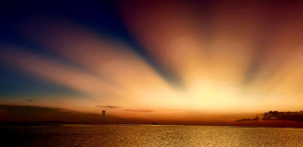 Sunset-hin-kong-my-koh-phangan